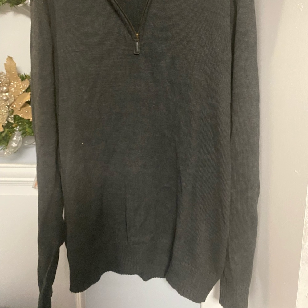 Sweater - Picture 2 of 5